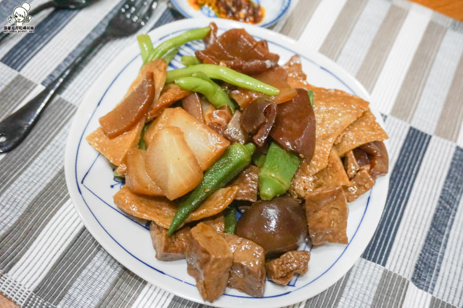 黃家蜂蜜滷味 流動式 滷味 手作 高雄美食 好吃 (23 - 26).jpg