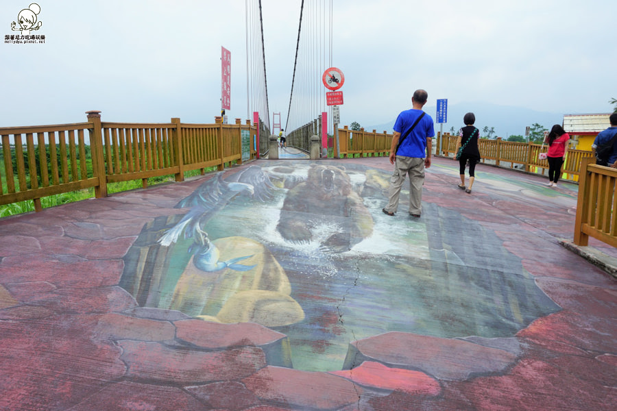萬巒豬腳 屏東旅遊 屏東景點 3d彩繪 萬巒吊橋 (30 - 50).jpg