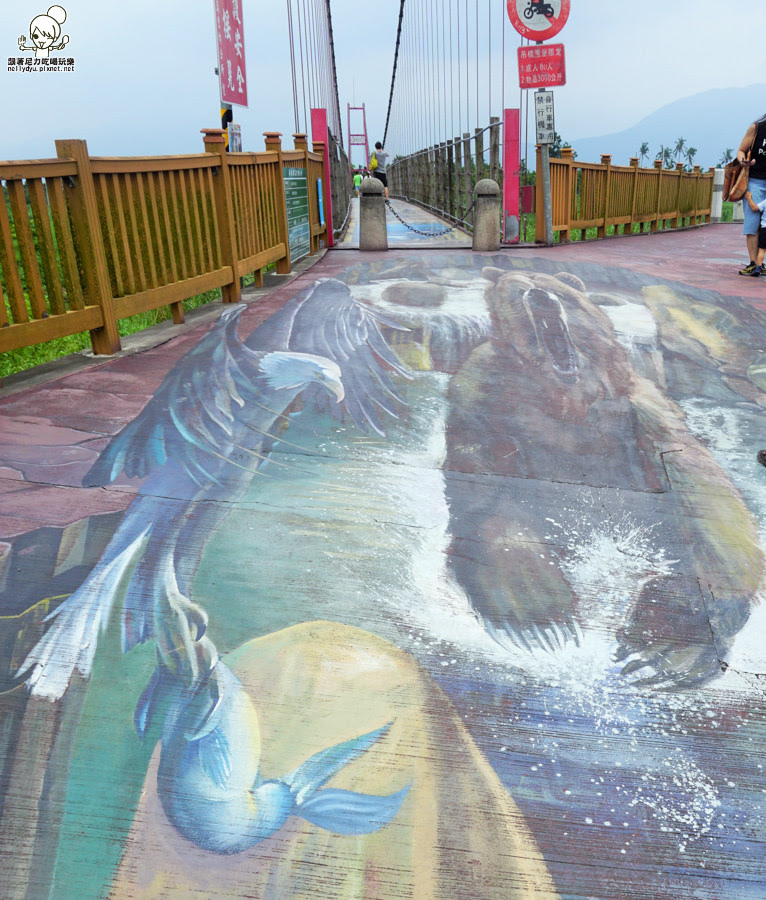 萬巒豬腳 屏東旅遊 屏東景點 3d彩繪 萬巒吊橋 (33 - 50).jpg
