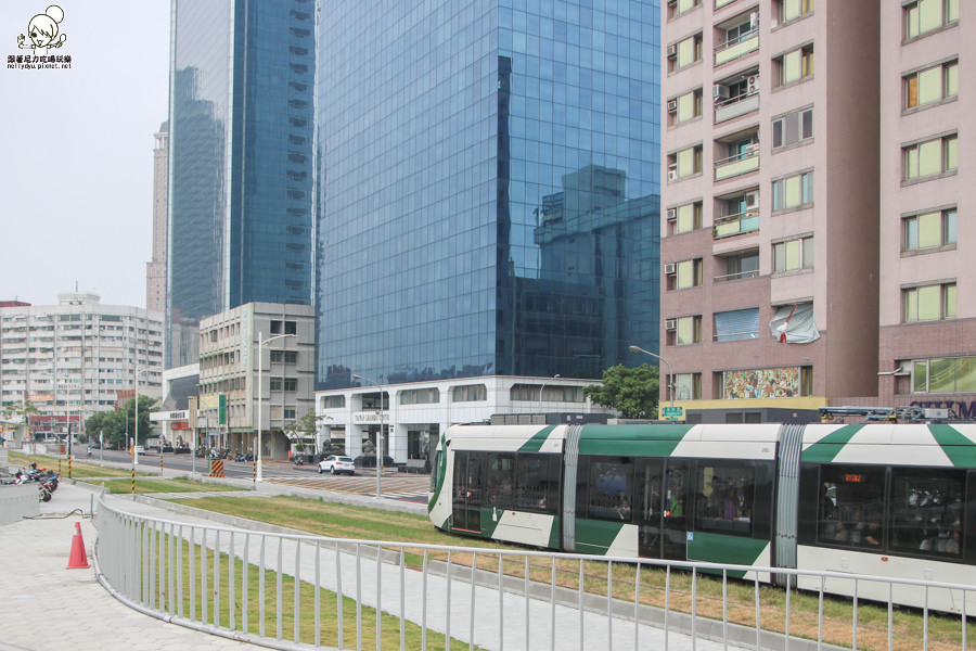 數字碼頭 光榮碼頭 高雄碼頭 高雄景點 高雄旅行 輕軌 流行音樂中心 (24 - 40).jpg