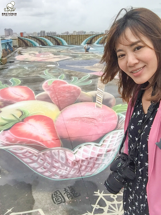 高雄景點 旅遊 輕軌 3d彩繪 恐龍-9708.jpg