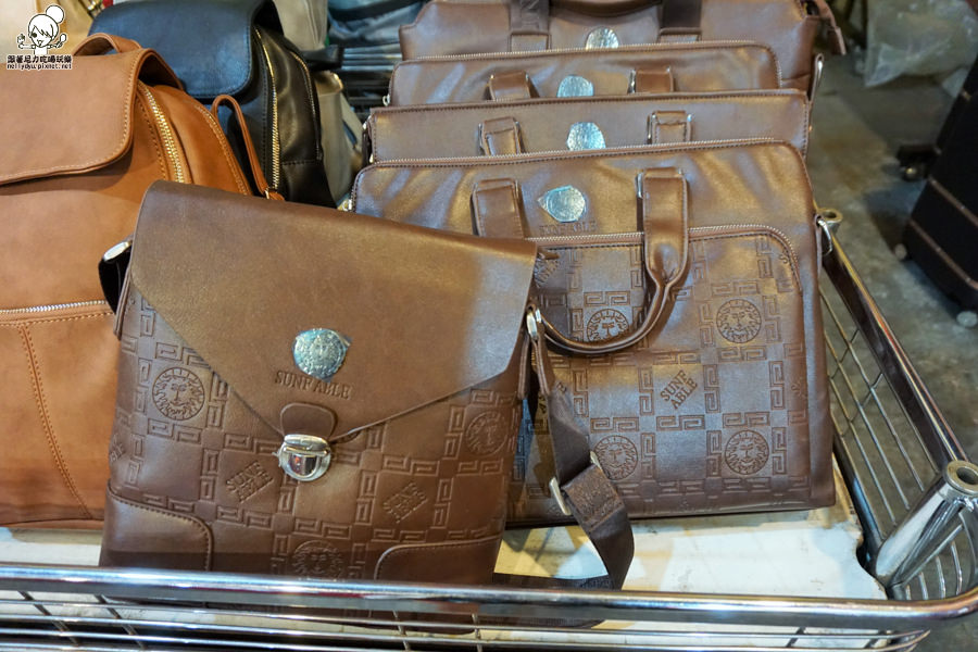 行李箱 袋子 拍賣 特賣 名牌 包包-05332.jpg