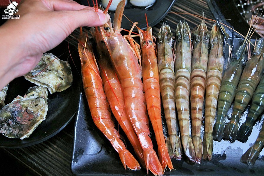 好客燒肉 高雄獨家 南部獨家 新光三越 高雄燒肉 海鮮吃到飽 蝦子吃到飽-0099.jpg