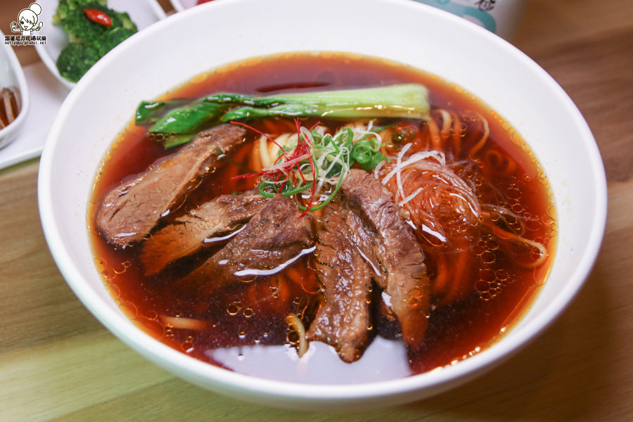 夢時代美食 那街那巷 麵食 牛肉麵 (23 - 42).jpg