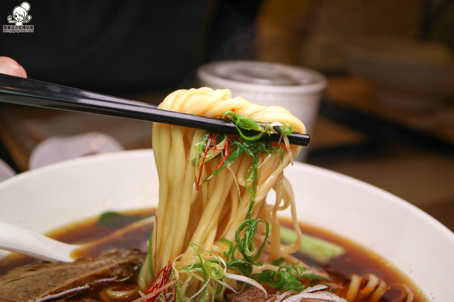 夢時代美食 那街那巷 麵食 牛肉麵 (26 - 42).jpg