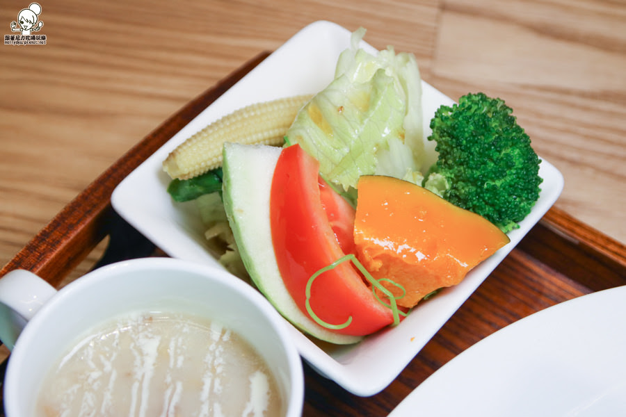 卡菲。小食光 早午餐 晚餐 創意料理 咖啡 工業風  (7 - 52).jpg