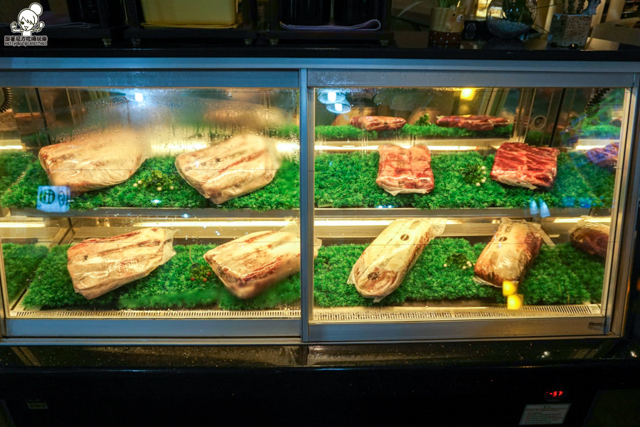 高雄牛排 19 乾式熟成 聚餐 約會 (9 - 37).jpg