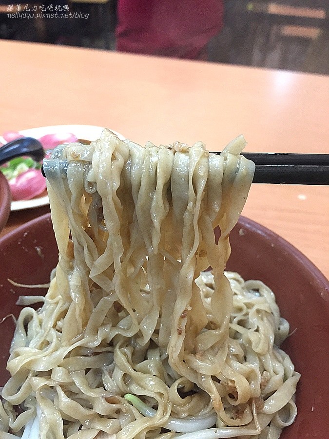 六合夜市老店麵鹽水意麵12.jpg