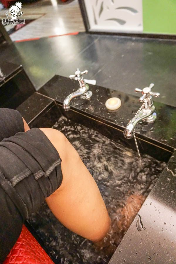 左腳右腳 高雄按摩 足部按摩-14.jpg