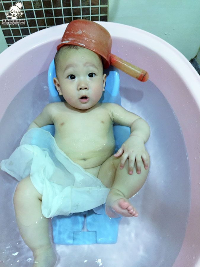 尼力  小泥巴 育兒04.jpg