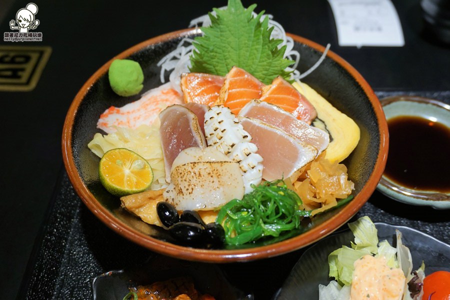 彩虹市集 八阪丼屋 丼飯20.JPG