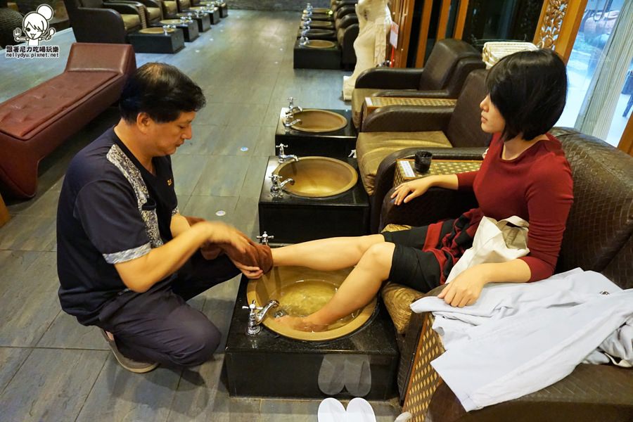 高雄推薦按摩 左腳右腳07.JPG
