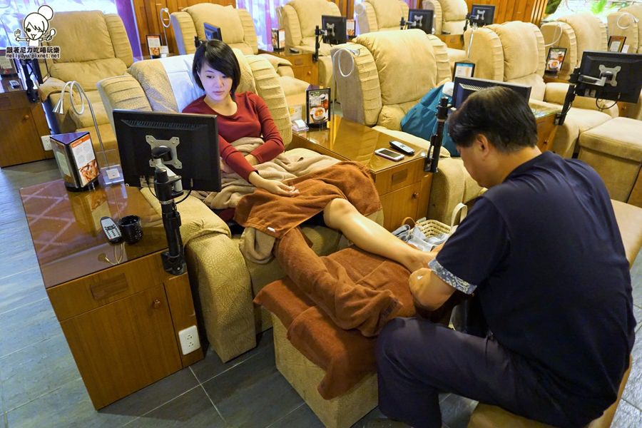 高雄推薦按摩 左腳右腳13.JPG
