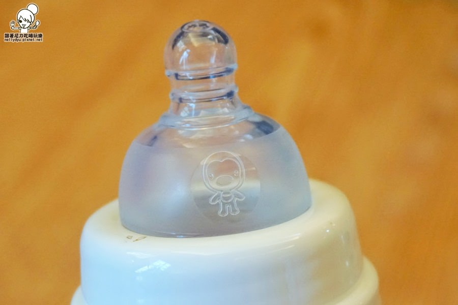 PUKU 玻璃奶瓶組22.JPG