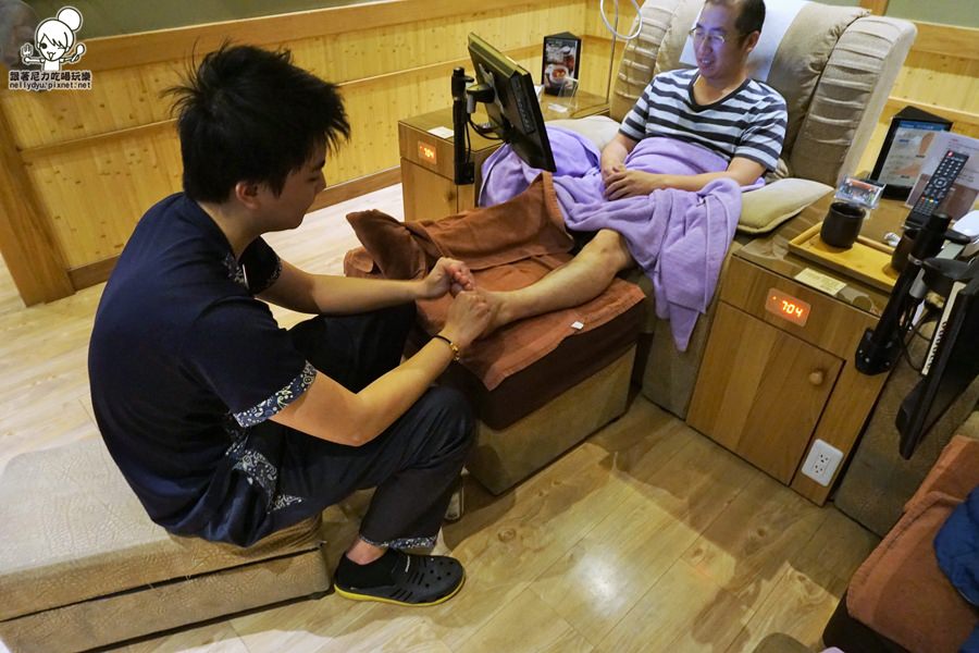 左腳右腳 按摩 09.JPG