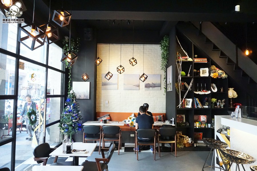 勒塞斯咖啡館07.JPG 勒塞斯咖啡館07.JPG