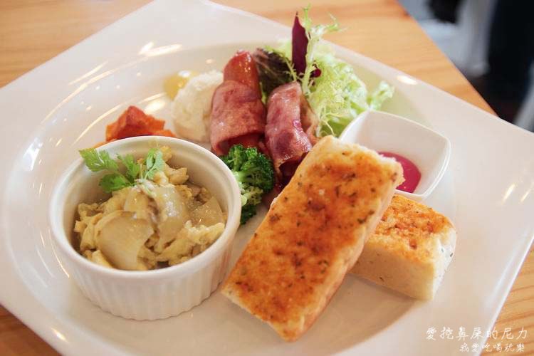 JOY TOWN 18.JPG JOY TOWN 18.JPG