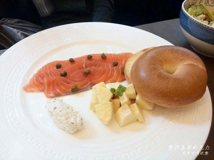 oneonecafe09.jpg oneonecafe09.jpg