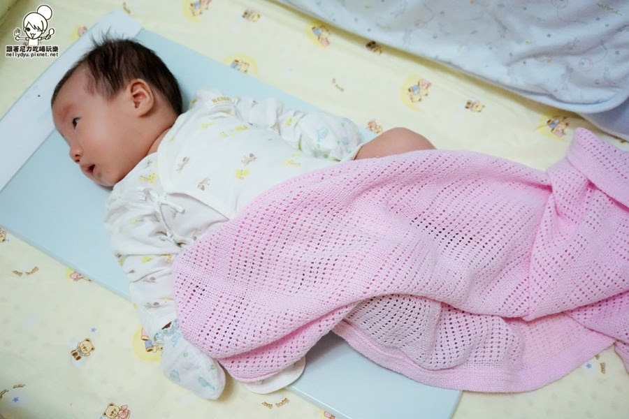  SafeToSleep 嬰兒呼吸監控床墊12.JPG