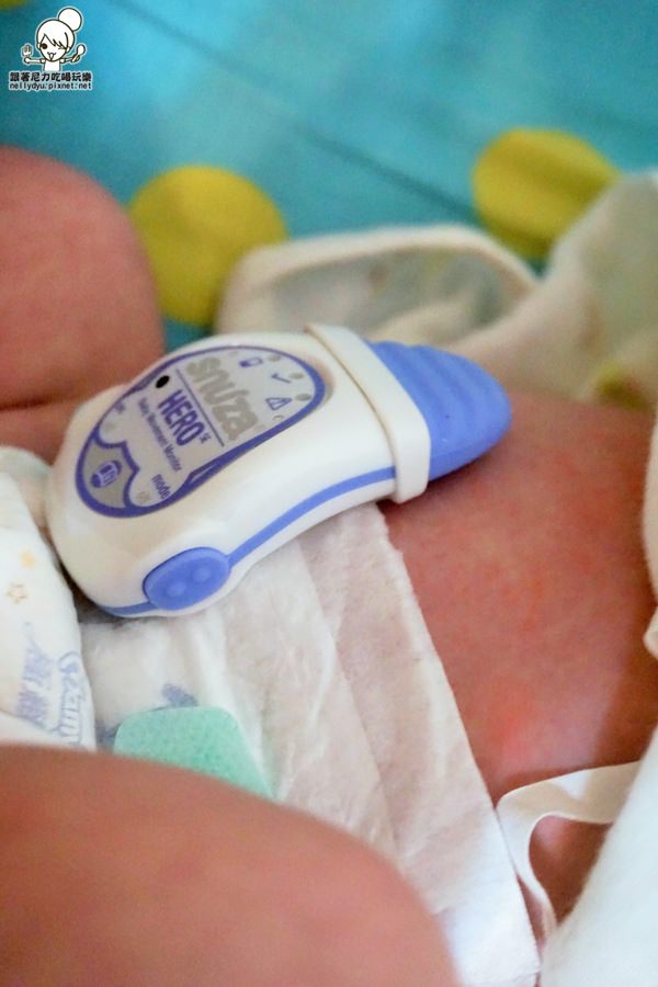 Snuza Hero嬰兒呼吸動態監測器10.JPG