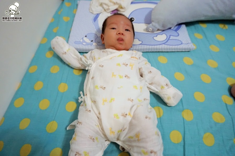 Snuza Hero嬰兒呼吸動態監測器14.JPG