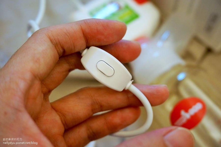 六甲村 手動擠乳器06.JPG