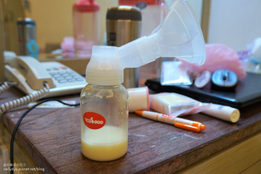 六甲村 手動擠乳器11.JPG