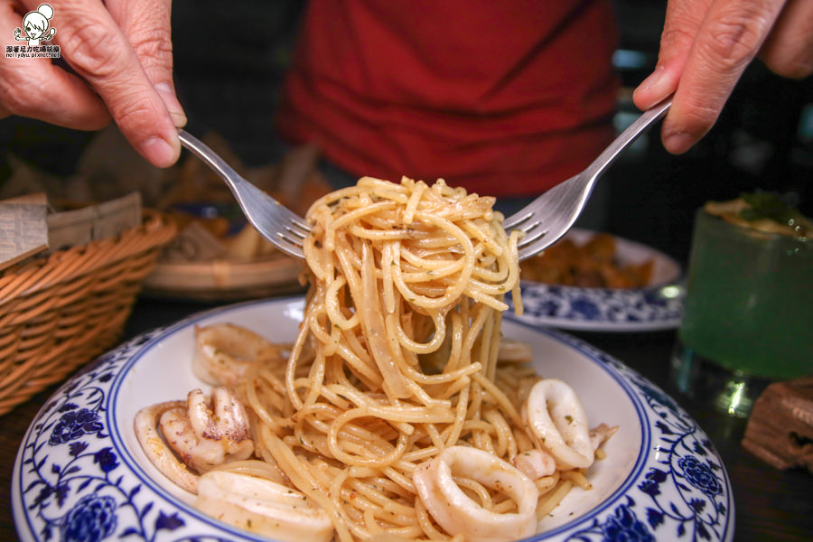 舊鎮 餐酒館 美食 創意料理 宵夜 小酌 聚餐 高雄美食 (49 - 50).jpg