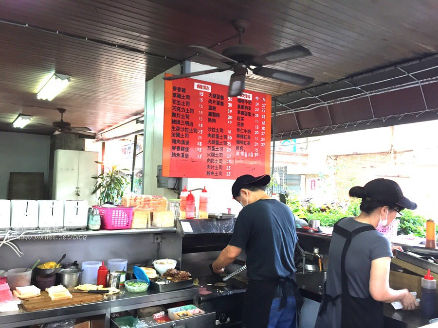 夏一跳早餐店09.jpg