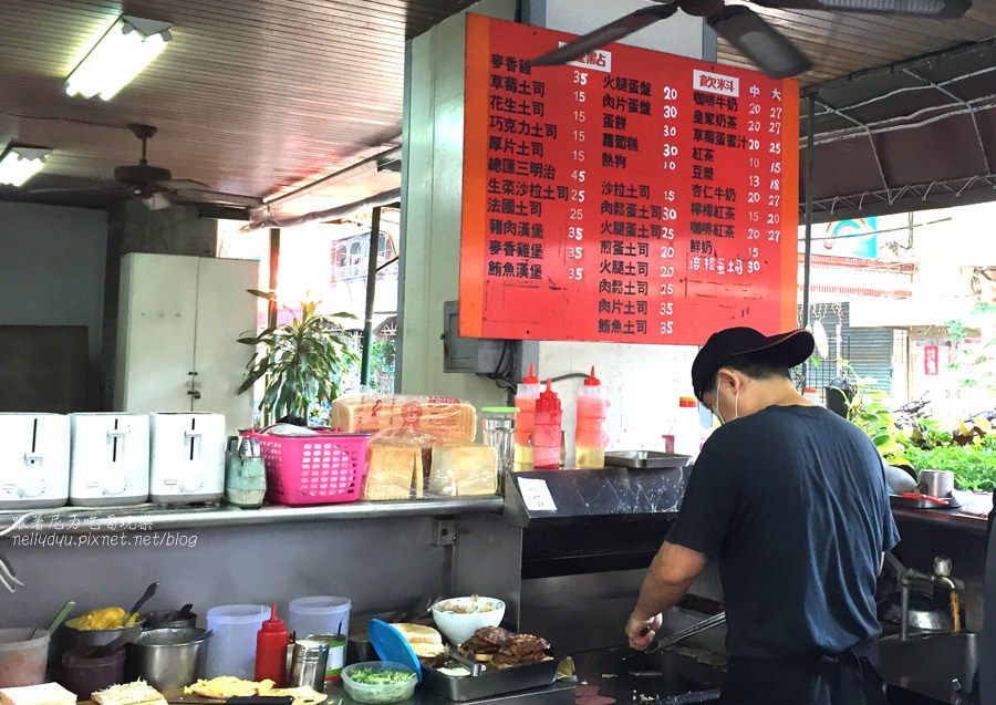 夏一跳早餐店10.jpg