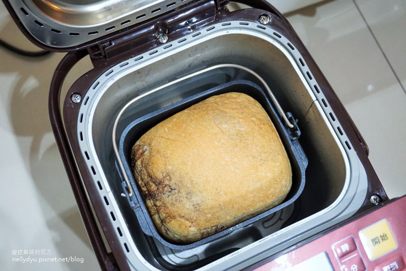 Panasonic SD-BMT1000T09.JPG Panasonic SD-BMT1000T09.JPG