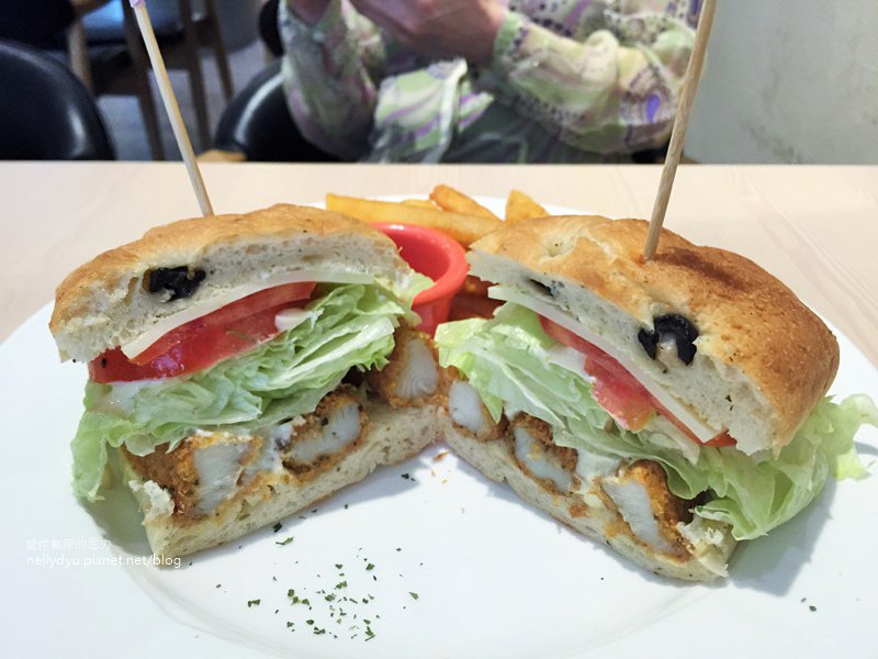 漢明治 handwich+cafe 美術店18.jpg