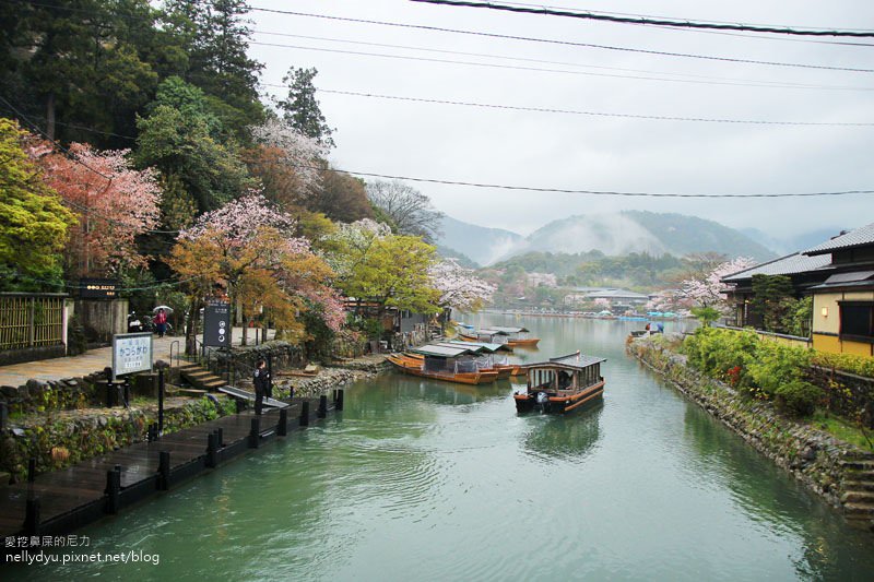 嵐山渡月橋 嵯峨野觀光小火車29.JPG