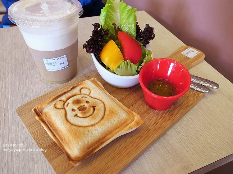 E & N Cafe Life25.JPG