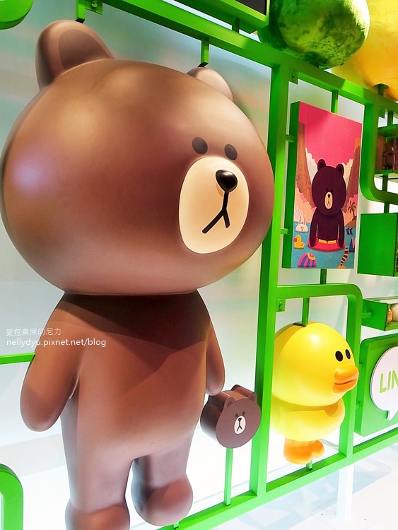 LINE FRIENDS STORE04.JPG