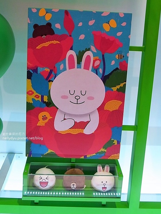 LINE FRIENDS STORE18.JPG