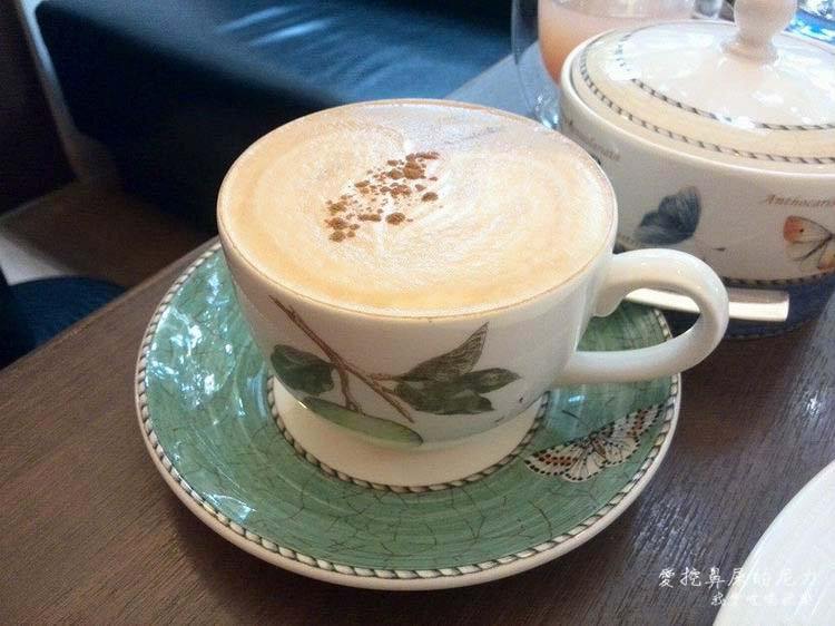 oneonecafe03.jpg oneonecafe03.jpg