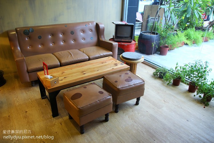 天生澳克 岡山店 Jacaranda04.JPG