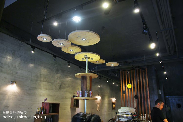 天生澳克 岡山店 Jacaranda07.JPG