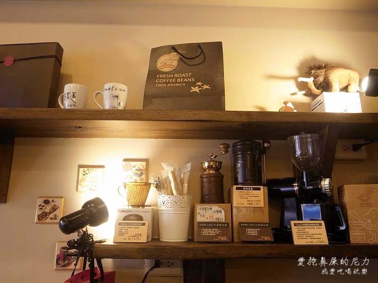 cama05.JPG cama05.JPG