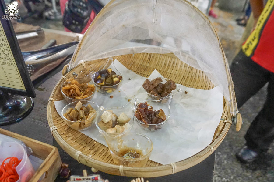 黃家蜂蜜滷味 流動式 滷味 手作 高雄美食 好吃 (1 - 26).jpg