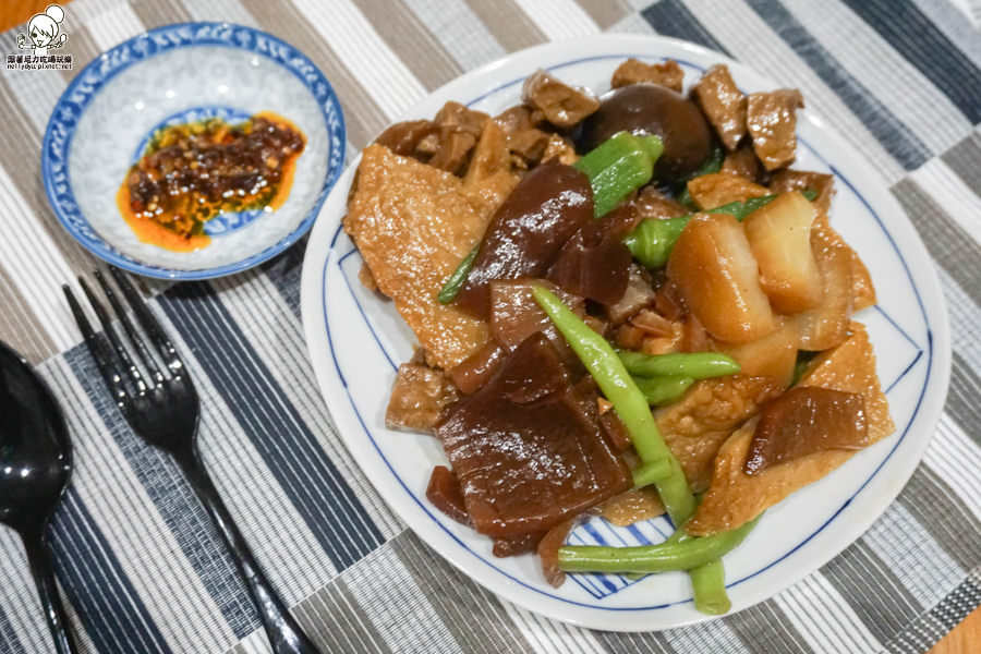 黃家蜂蜜滷味 流動式 滷味 手作 高雄美食 好吃 (21 - 26).jpg