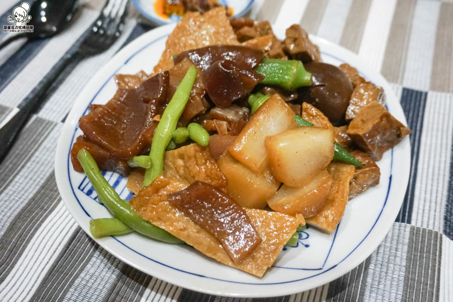 黃家蜂蜜滷味 流動式 滷味 手作 高雄美食 好吃 (22 - 26).jpg
