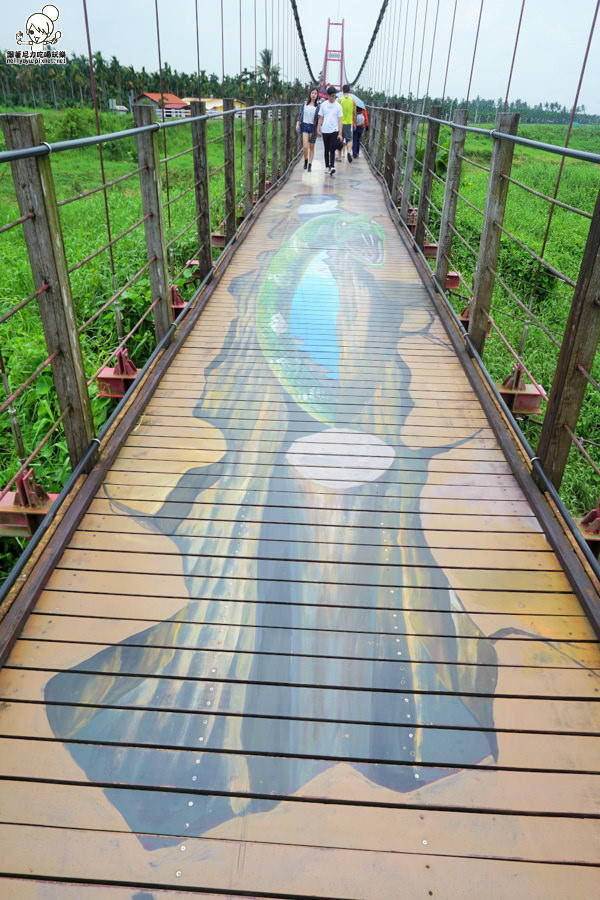 萬巒豬腳 屏東旅遊 屏東景點 3d彩繪 萬巒吊橋 (14 - 50).jpg