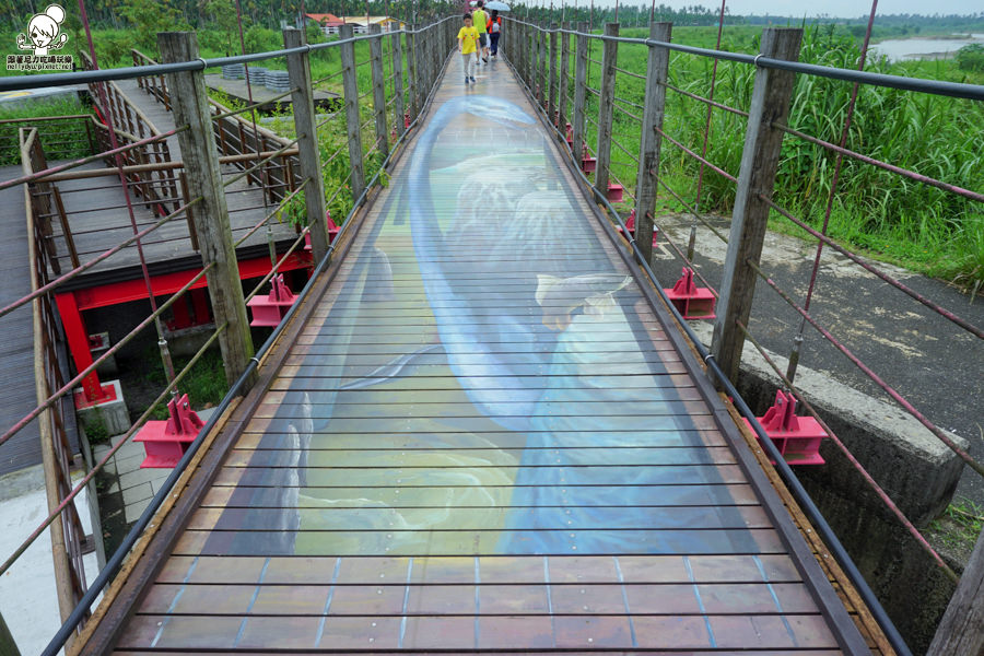 萬巒豬腳 屏東旅遊 屏東景點 3d彩繪 萬巒吊橋 (12 - 50).jpg