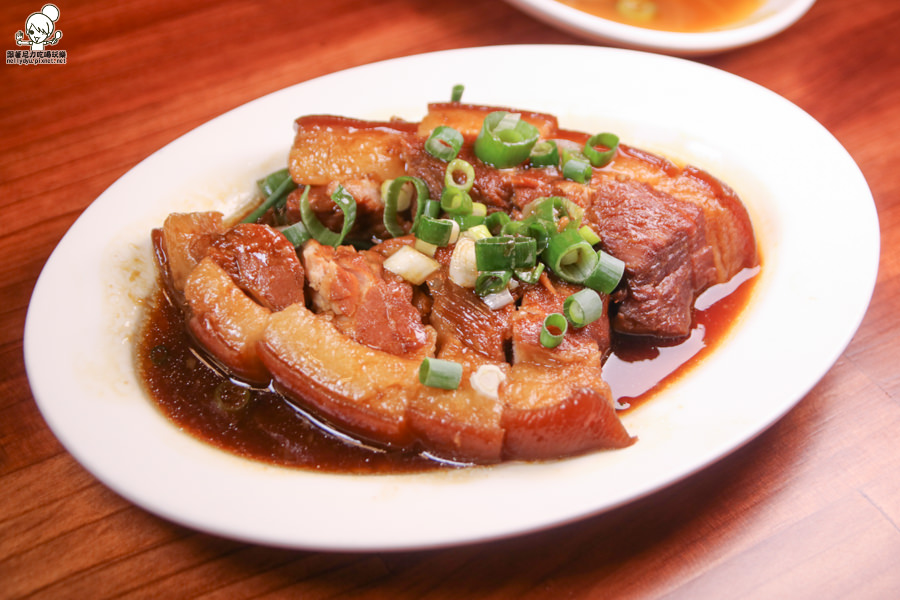 高雄美食 肉燥飯 高雄腿庫飯 老字號美食 老店柏弘肉燥 熱炒 老店