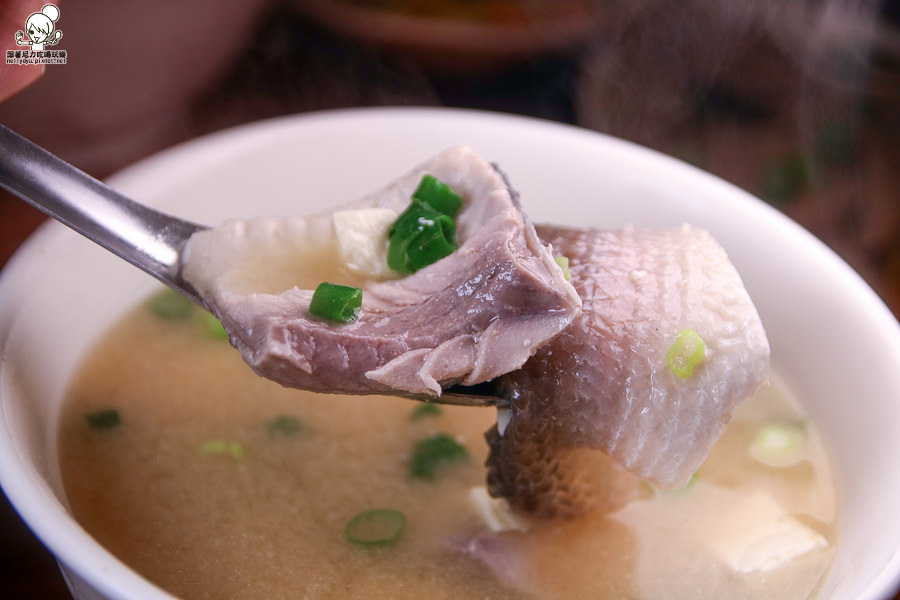 高雄美食 肉燥飯 高雄腿庫飯 老字號美食 老店柏弘肉燥 熱炒 老店