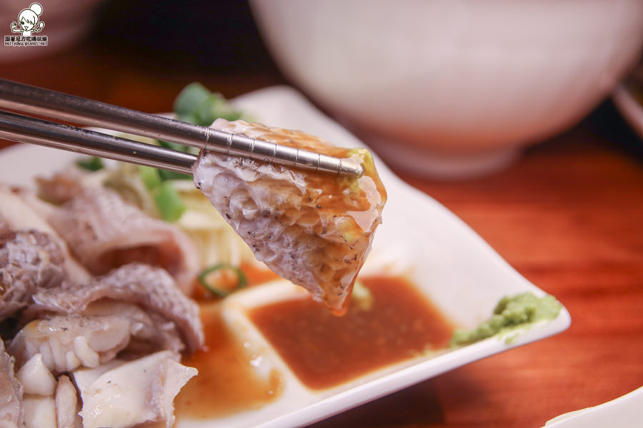 高雄美食 肉燥飯 高雄腿庫飯 老字號美食 老店柏弘肉燥 熱炒 老店