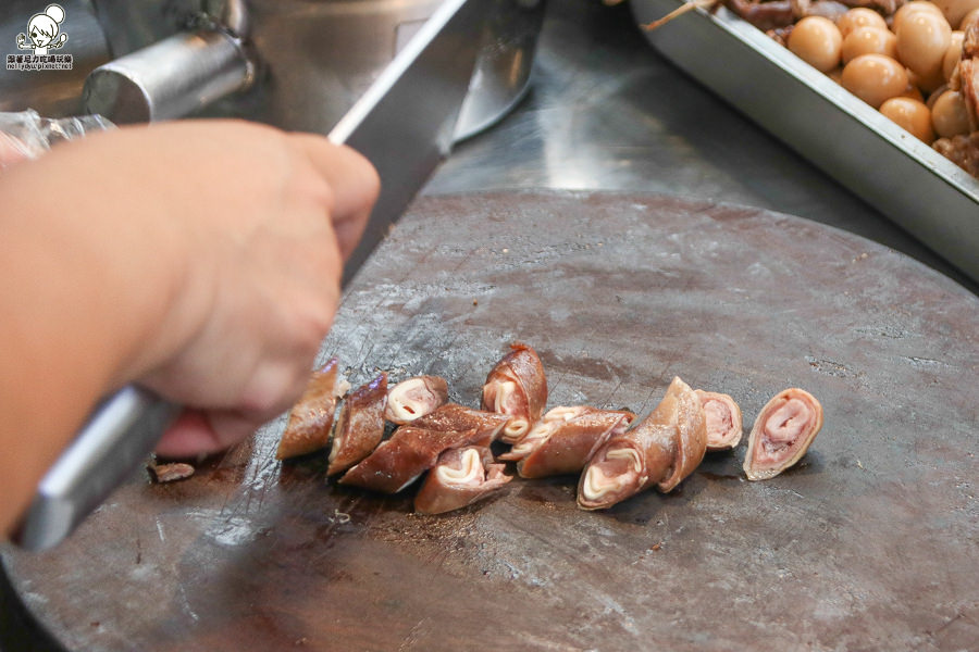 前鎮鴨頭 老字號滷味 光華夜市 光華夜市美食 高雄美食 (15 - 42).jpg