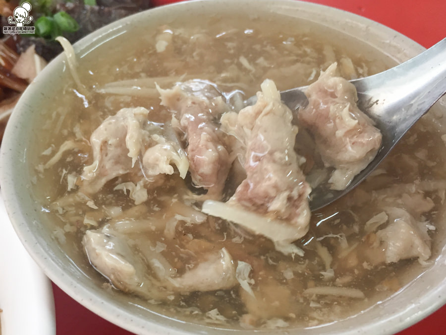 高雄美食 鹽水意麵 高雄老字號美食 麵攤 意麵 五甲